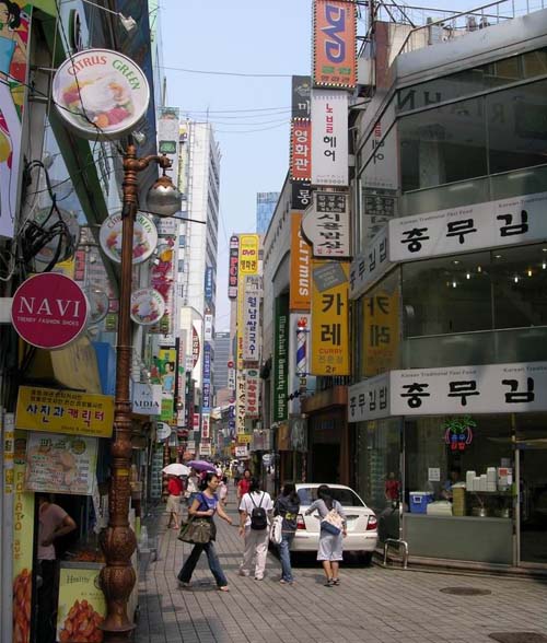 明洞:韓國(guó)潮流風(fēng)向標(biāo)圖片